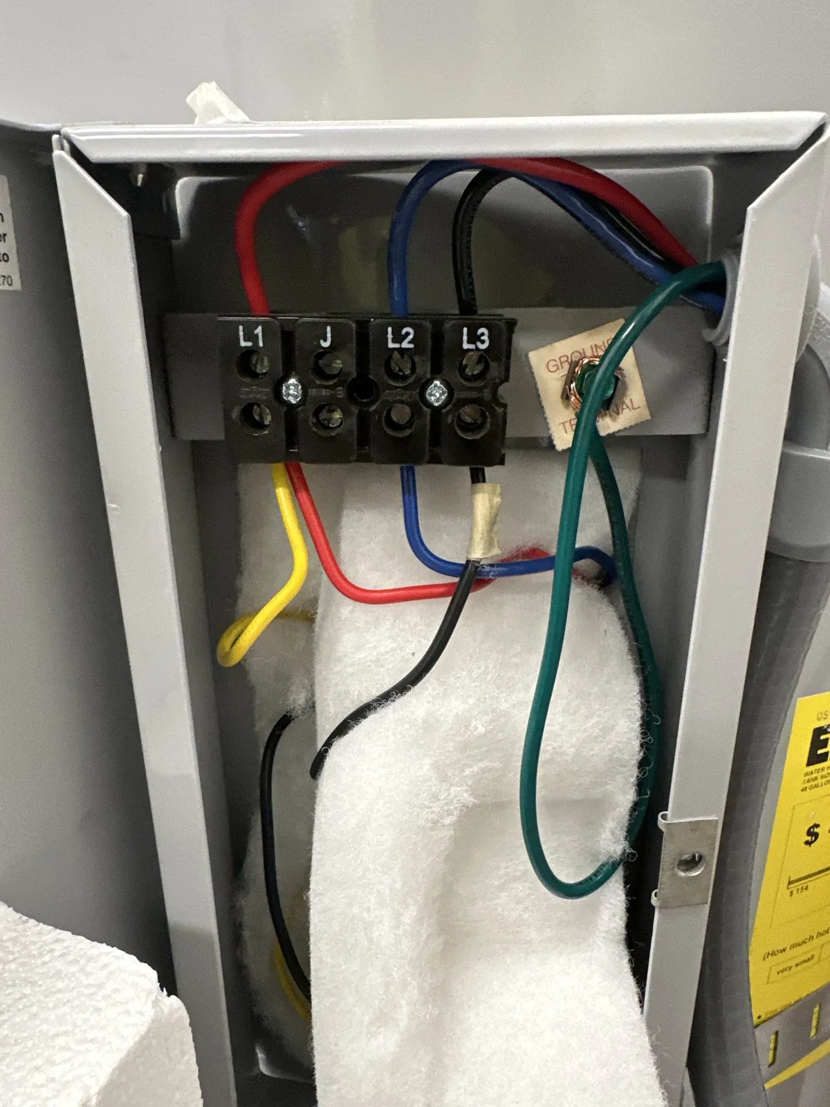 480-volt Rheem replaced with A.O. Smith DEN-52 at Montclair medical building, photo 2 of 9
