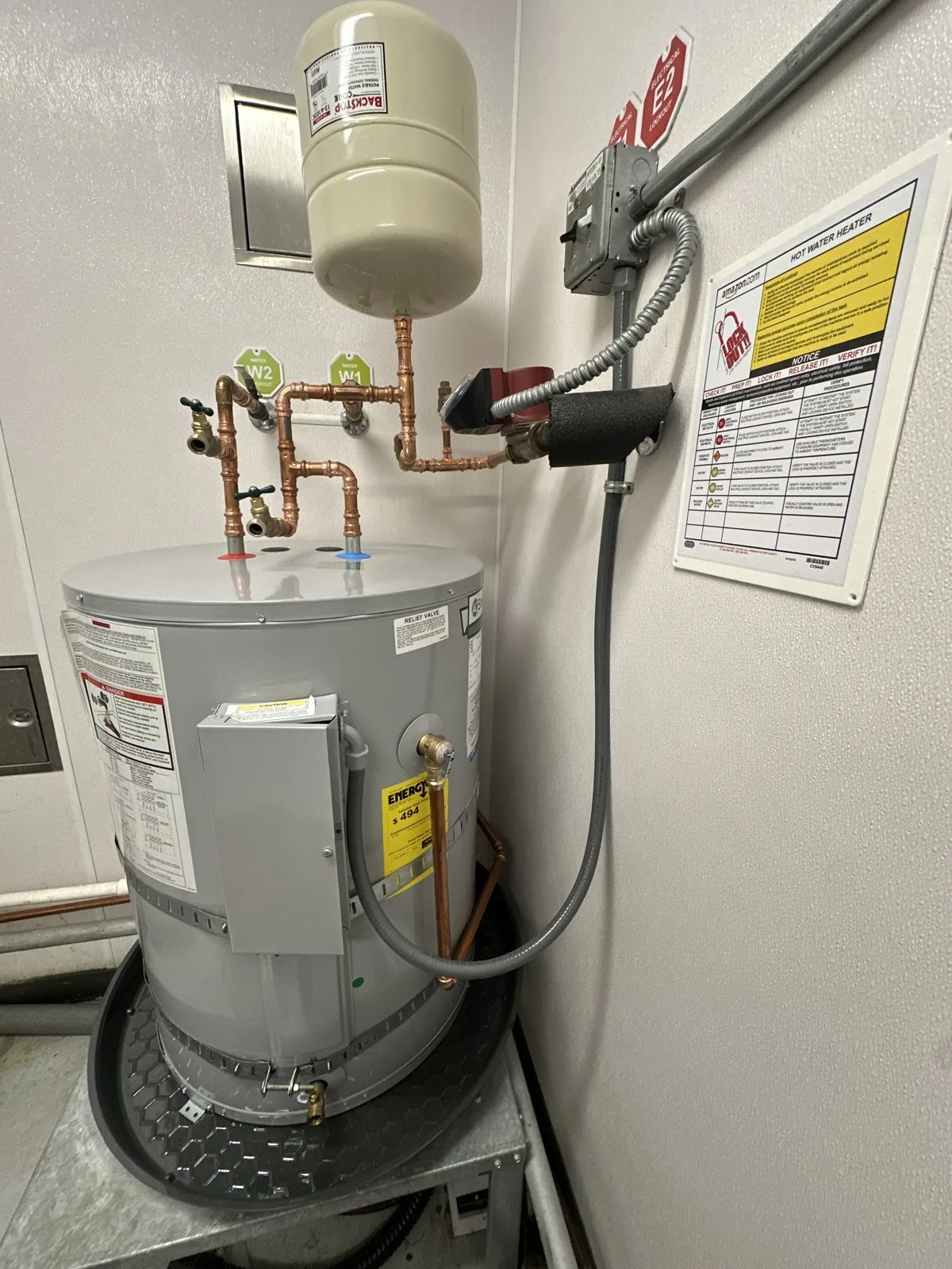 480-volt Rheem replaced with A.O. Smith DEN-52 at Montclair medical building, photo 9 of 9